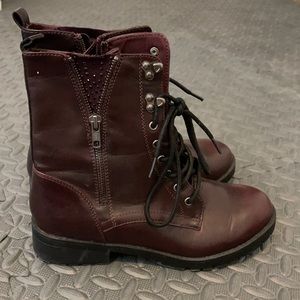 Maroon combat boots from Arizona